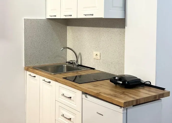 Homestay Modern Seaside With Sunset Views & Private Balcony